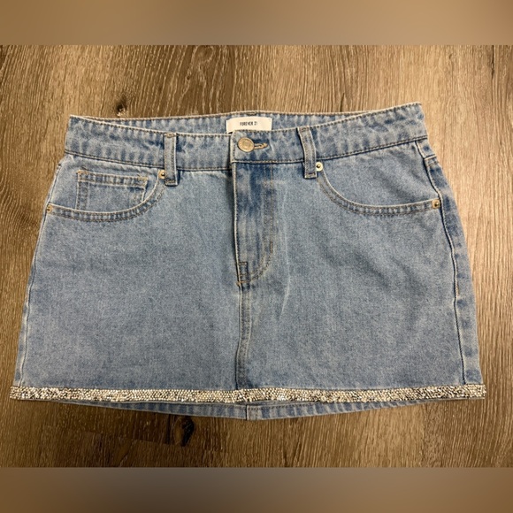 Y2K Forever 21 Spike Studded Denim Micro Skirt Size Small Grunge - Picture 1 of 9